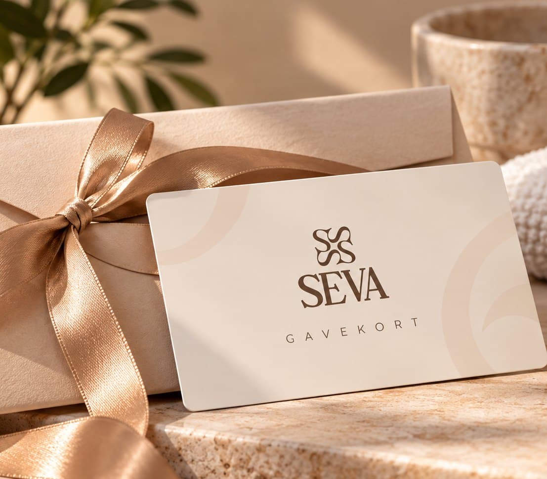 Gavekort fra Seva med silkesløyfe