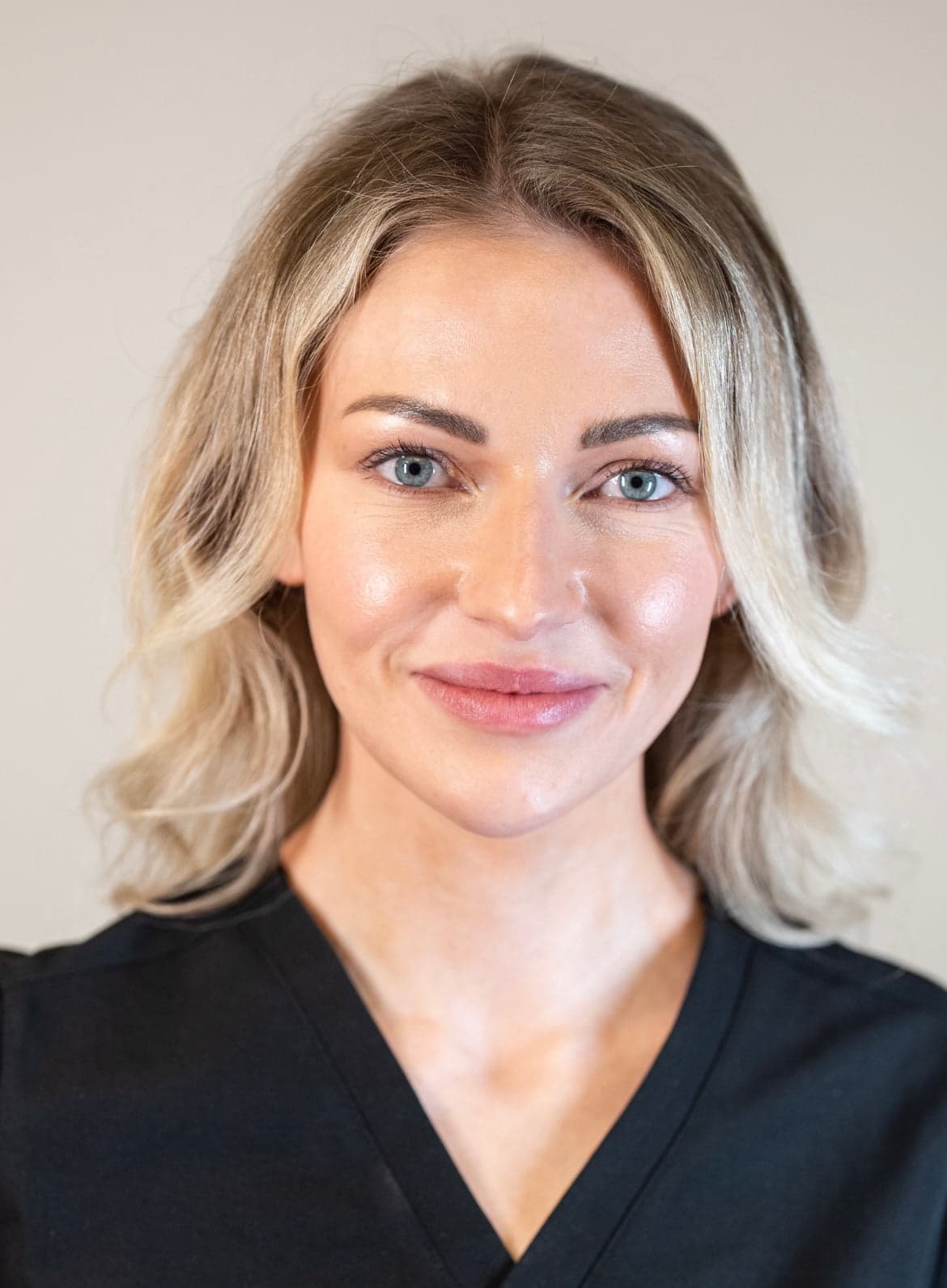 Cecilie Karlsen, kosmetisk dermatologisk sykepleier